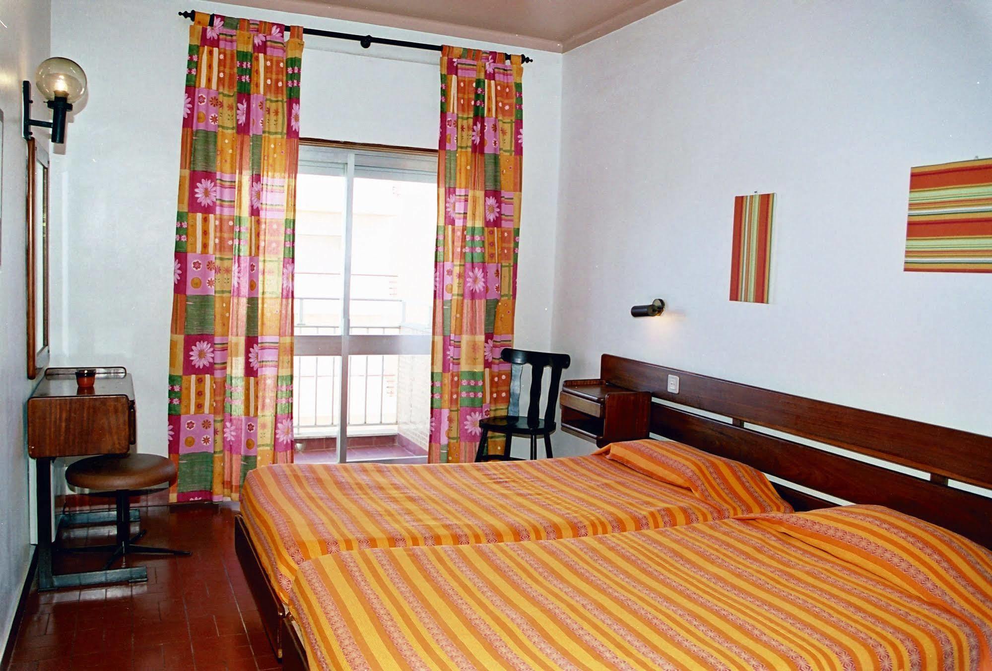 Hotel Apartamento Iate 波尔蒂芒 外观 照片