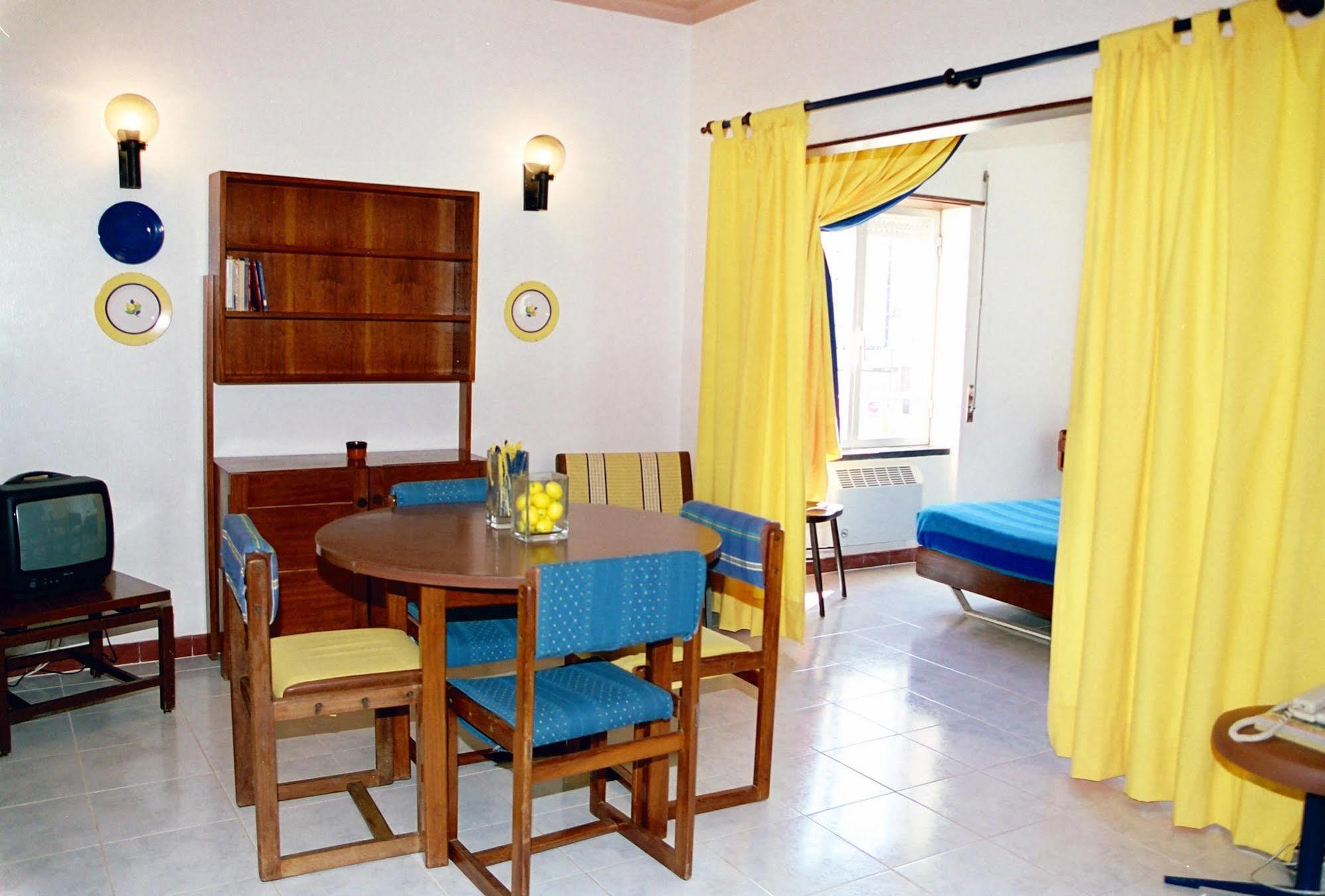 Hotel Apartamento Iate 波尔蒂芒 外观 照片